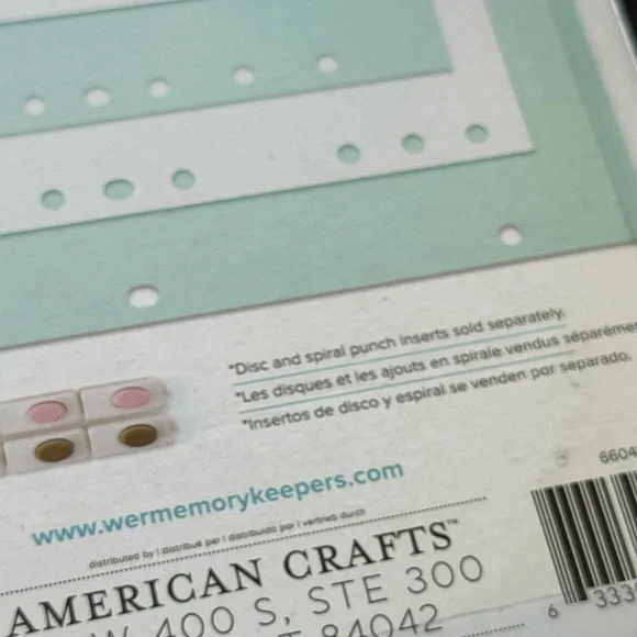 Planner hole punch We R Memory Keepers Punch Board “punch holes for any planner” - Picture 10 of 12